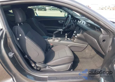 2017 Ford Mustang V6 z USA, uszkodzony, nr VIN 1FA6P8AM1H5226834